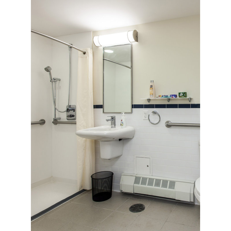Miroir pour salle de bain Rawtenstall, H 30,25 po x l 18 po x P 0,5 po