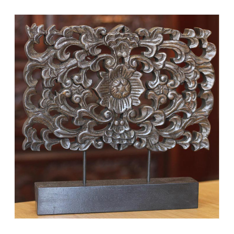 Sculpture en bois magnificence floral