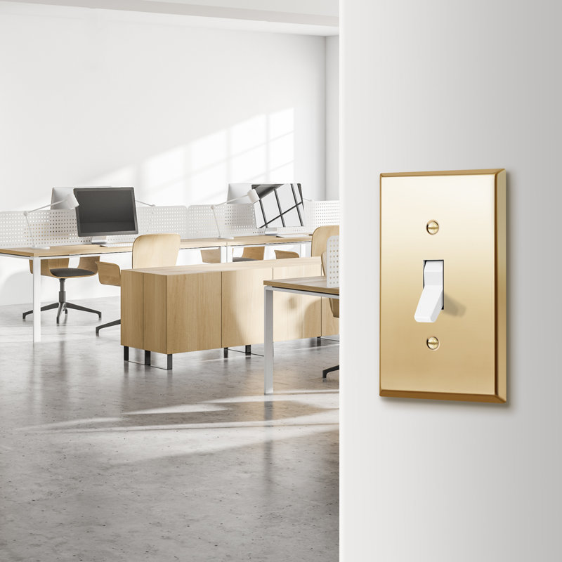 Toggle Switch One-Gang Metal Wall Plate, Mid-Size, Polished Brass, Polished Brass