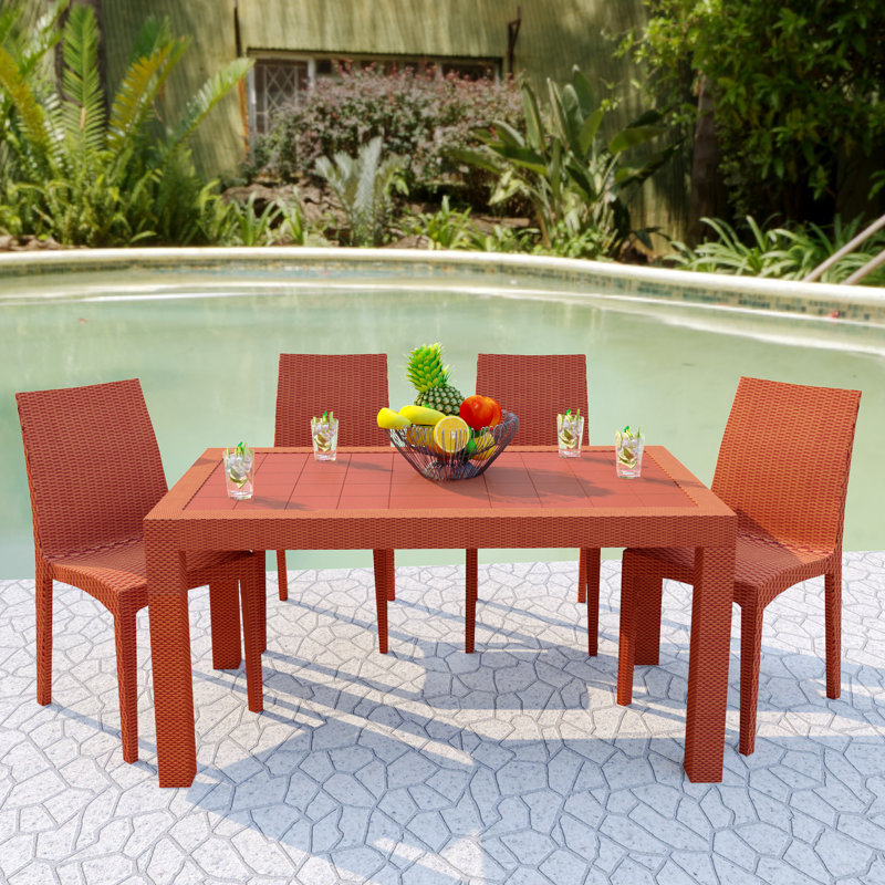 Chaise de patio d'extérieur empilable Quade, Orange, Ensemble de 4