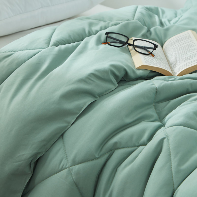  Reversible Microfiber Twin XL Dorm Comforter, Iceberg Green