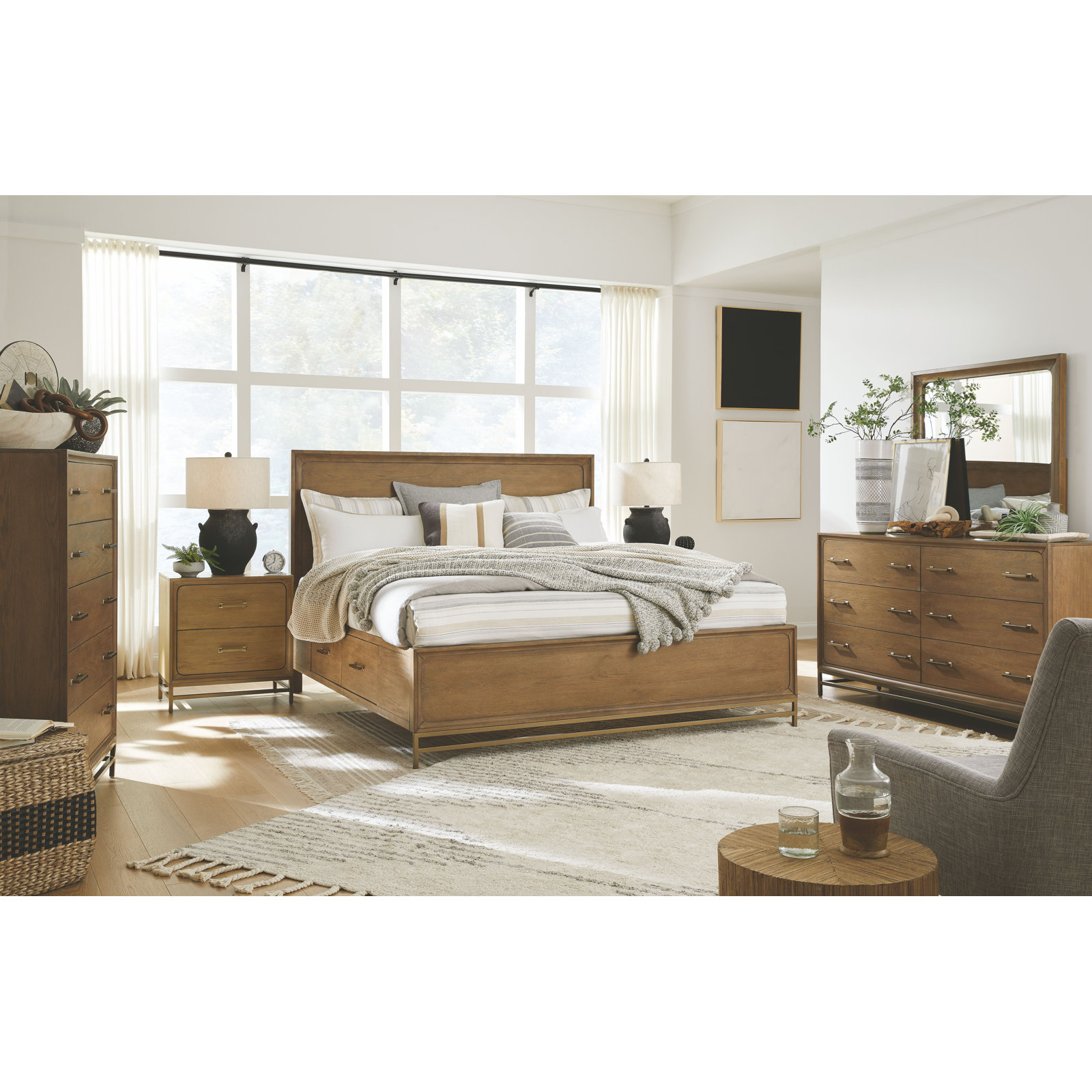 Mapleton Storage Oak Bed, King