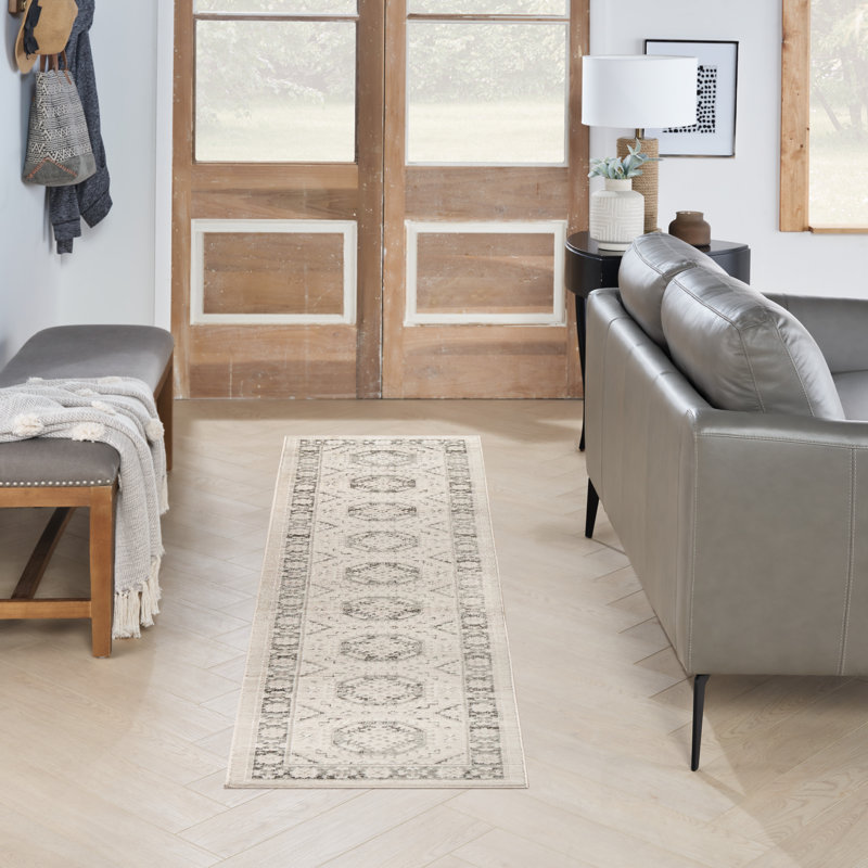 Keyshaun Oriental Indoor Rug, Runner 2'2" x 7'6