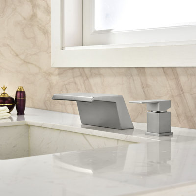 1 Handle Deck Roman Tub Faucet