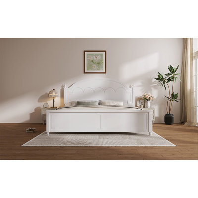 Cadre de lit grand lit en bois avec tête de lit arquée et design classique, blanc