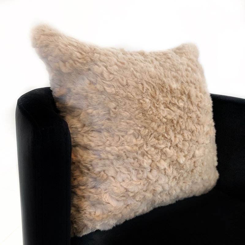 Coussin persan à imprimé animalier Chila, 18 po x 18 po