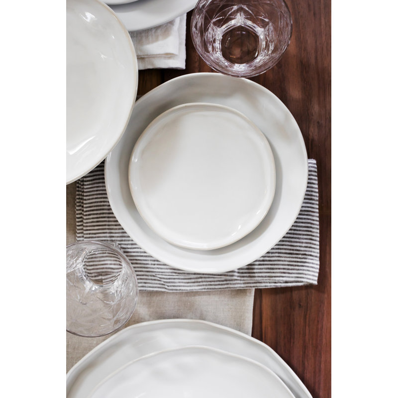 Forma Handmade Stoneware Dinnerware Set - Service for 4