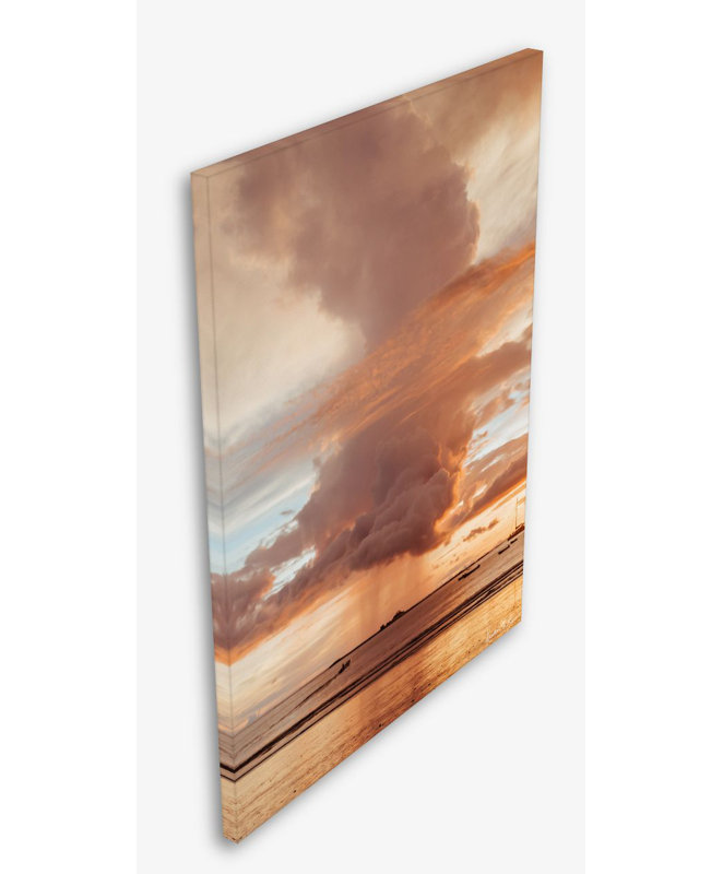 «Beach Rose Gold Rain» par Kristen M. Brown, H 24 po x l 18 po x P 1,25 po, Toile tendue