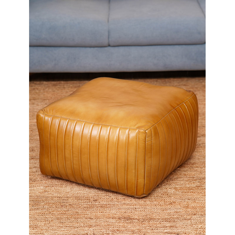 Pouf en cuir de chèvre massif fait à la main (rembourrage en coton recyclé), H 12 po x l 21 po x P 21 po, Carrée