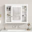 Armoire de rangement murale avec miroir et tablettes ouvertes, fonctionnelle et élégante pour votre salle de bain.-1476457537