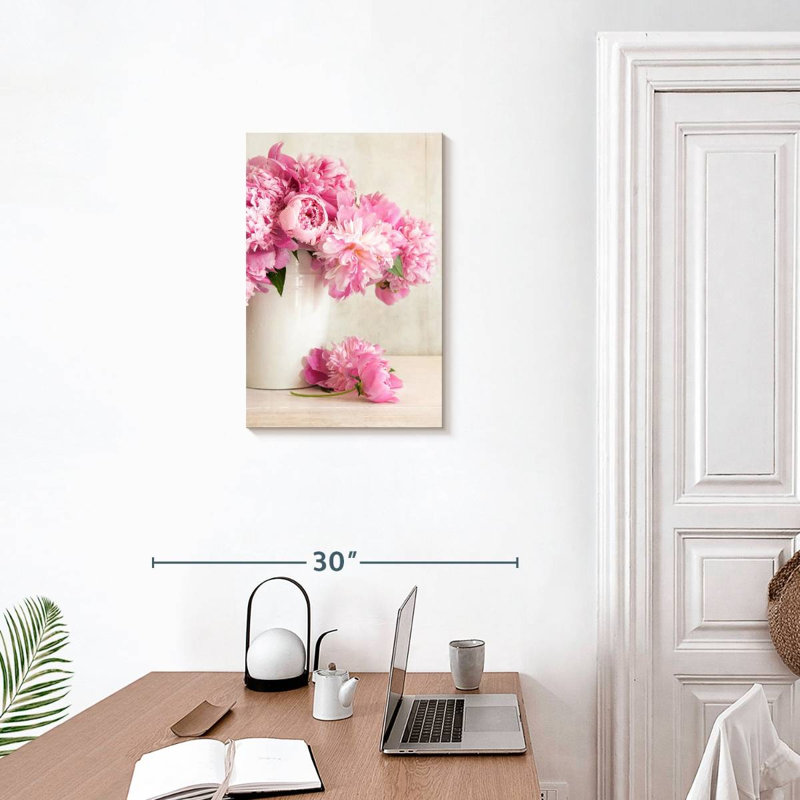 Pivoines roses fraîches, H 24 po x l 16 po