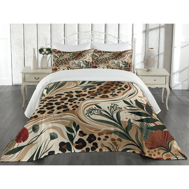 Polyester Floral Coverlet, Queen Coverlet + 2 Standard Shams