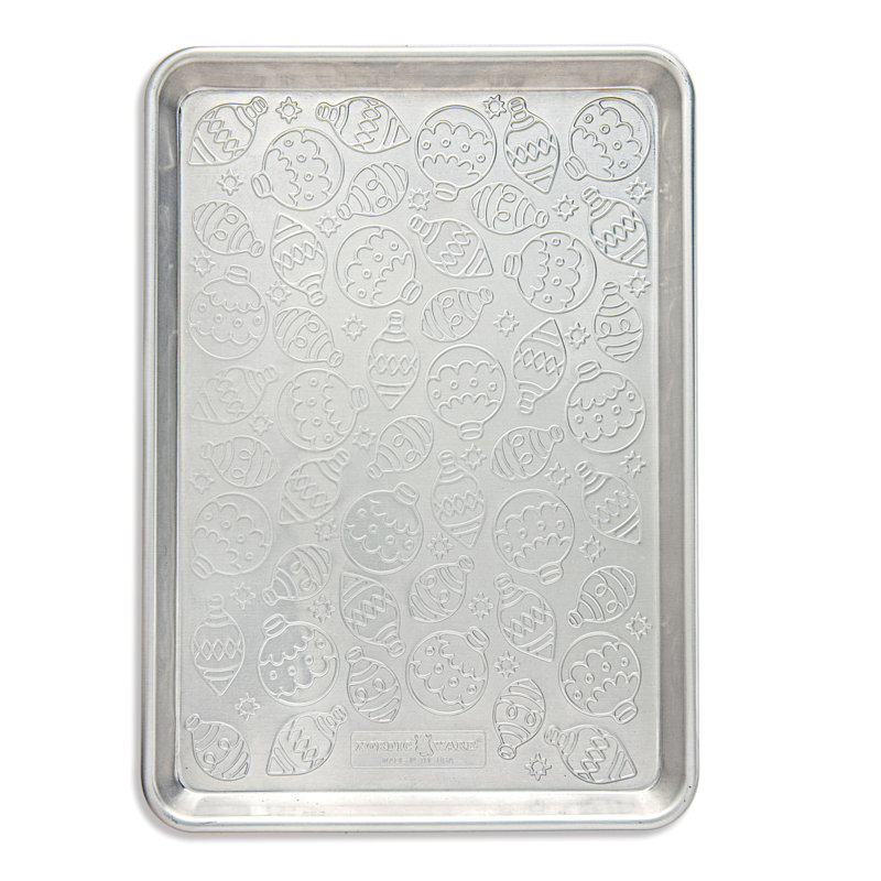 Demi-feuille Nordic Ware Holiday Ornament Embossed