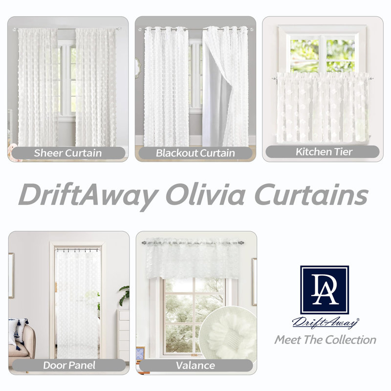 Paire de rideaux transparents avec passe-tringle Olivia Voile, Blanc cassé, L 52 po x H 84 po