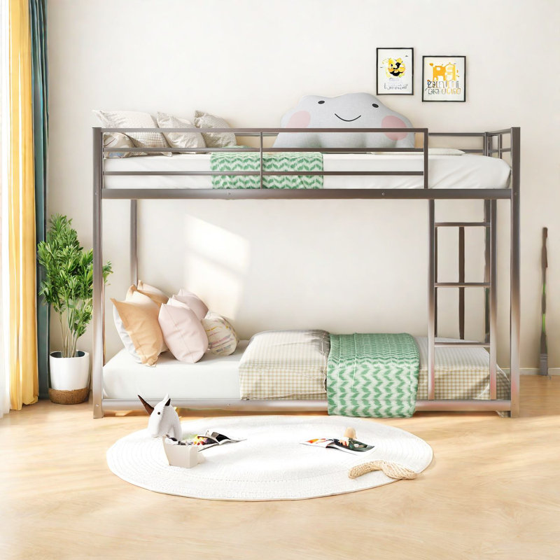 Lits simples superposés en métal, conception en acier moderne pour un usage familial