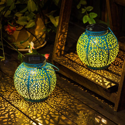 2 Pack Solar Lanterns Outdoor Lights Waterproof