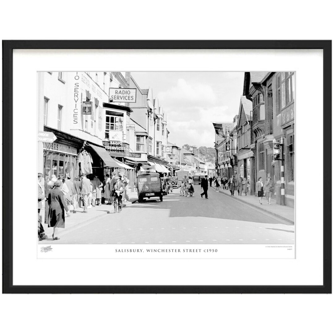 Gerahmtes Papierbild - Fotografie „Salisbury, Winchester Street C1950”