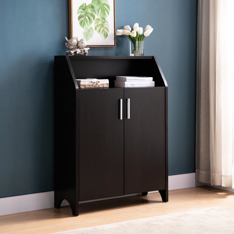 Armoire à chaussures moderne avec rangement à 4 portes et 4 tablettes modernes - 79,32 lb