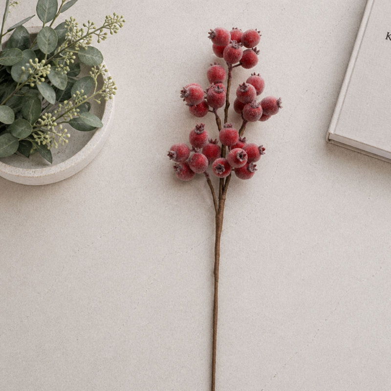 Beaded Berry, Rouge / Brun, H 21 po x l 5 po x P 4 po