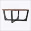 Table basse en bois massif d'acacia avec une construction durable et une esthétique moderne, parfaite pour les salons et les patios.