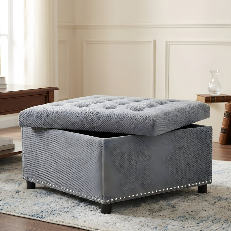 Tabouret de pieds décoratif clouté, Gris clair