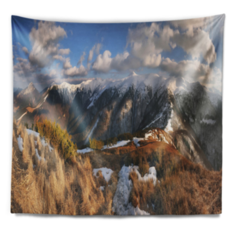 Paysage, montagnes avec soleil à la tapisserie de la vallée de Vratna, H 32 po x l 39 po
