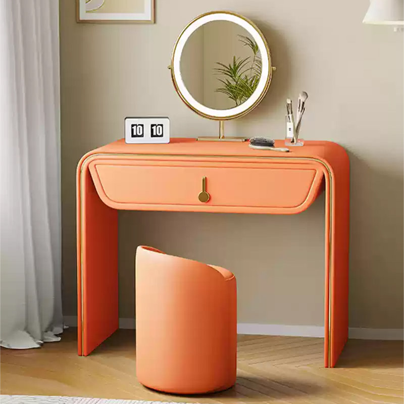 Ursal, Orange