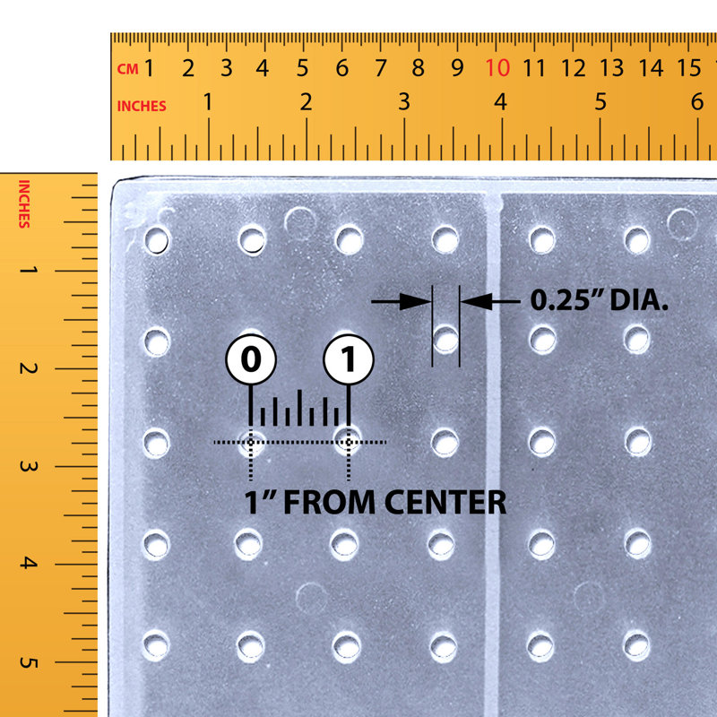 Ensemble de 70 panneaux perforés (2 13,5 po x 22 po)