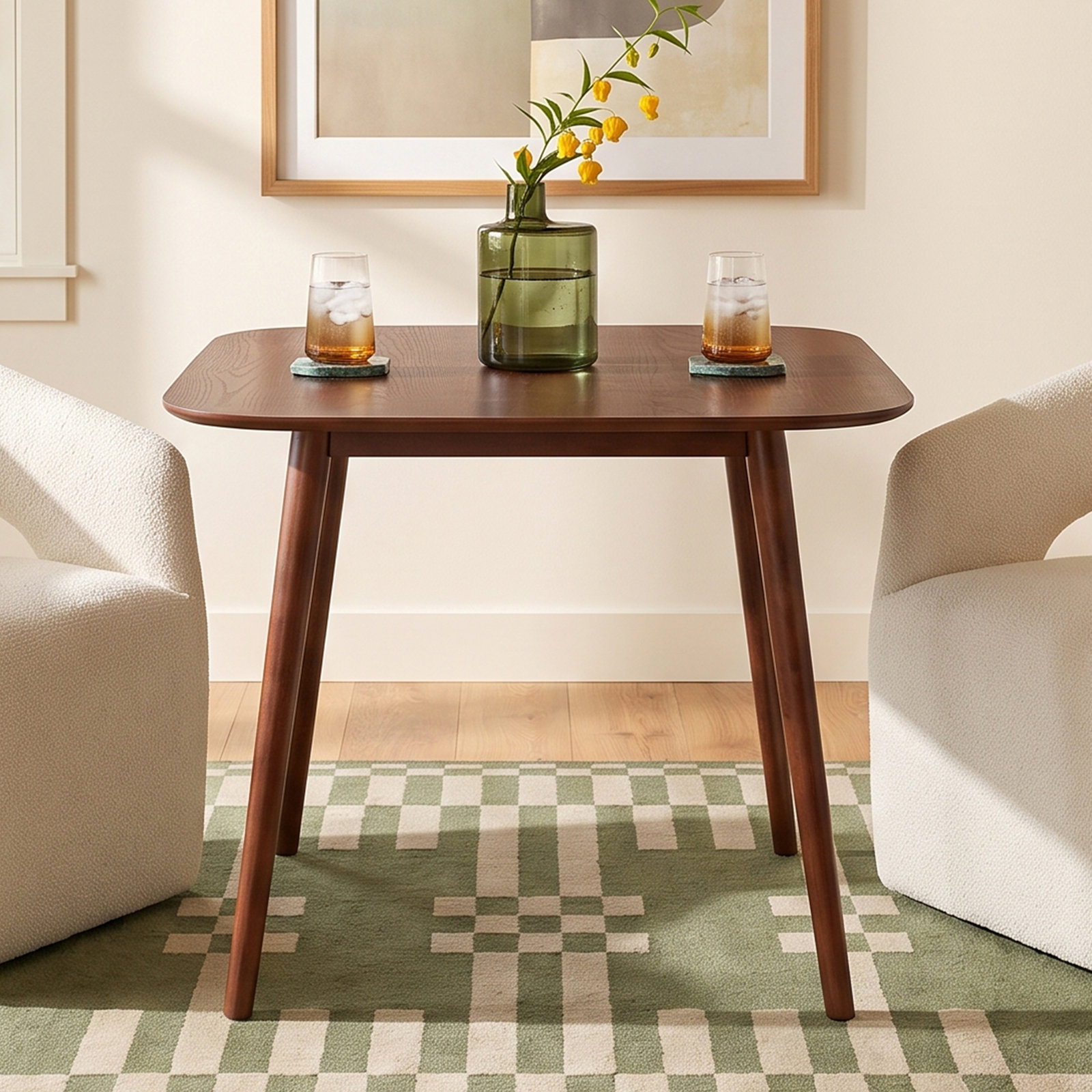 Louise Dining Table, Walnut