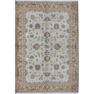 Maharajah Wool Oriental Area Rug in Gray/Brown