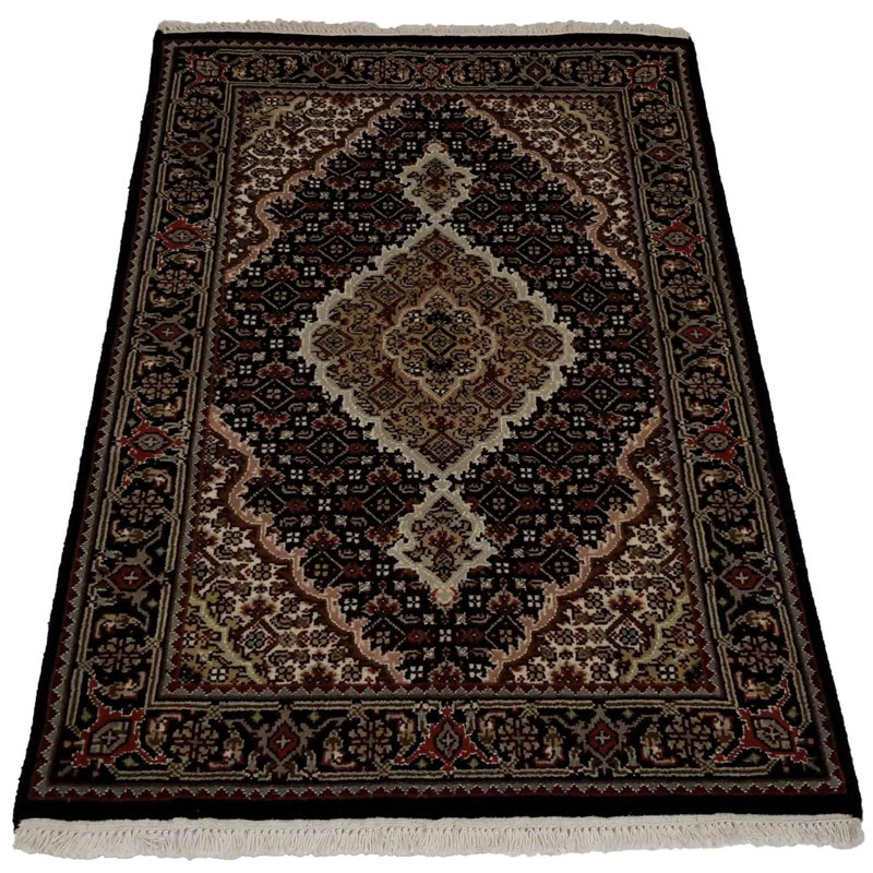 Omere Oriental Area Rug in Navy