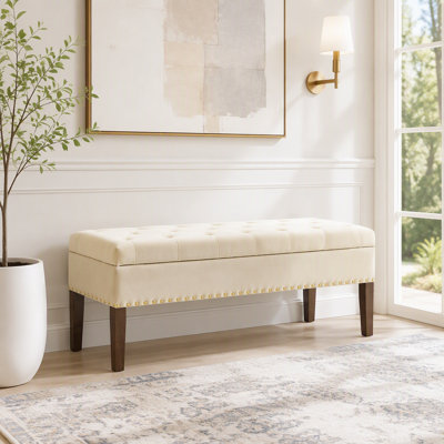 Banc de rangement capitonné avec garniture cloutée