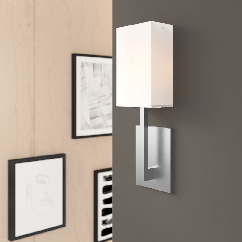 Applique murale 1 lumière Ayeasha ADA, H 20 po x l 6 po x P 3,95 po, Nickel brossé