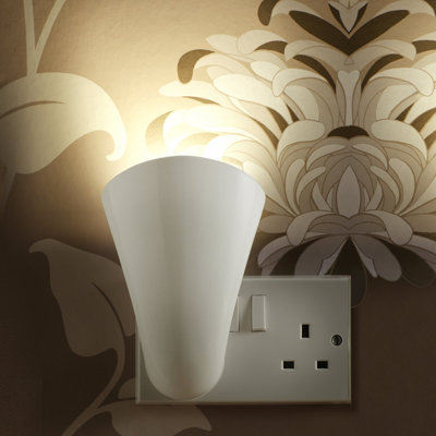 Redeker Plastic Plug-in Spotlight