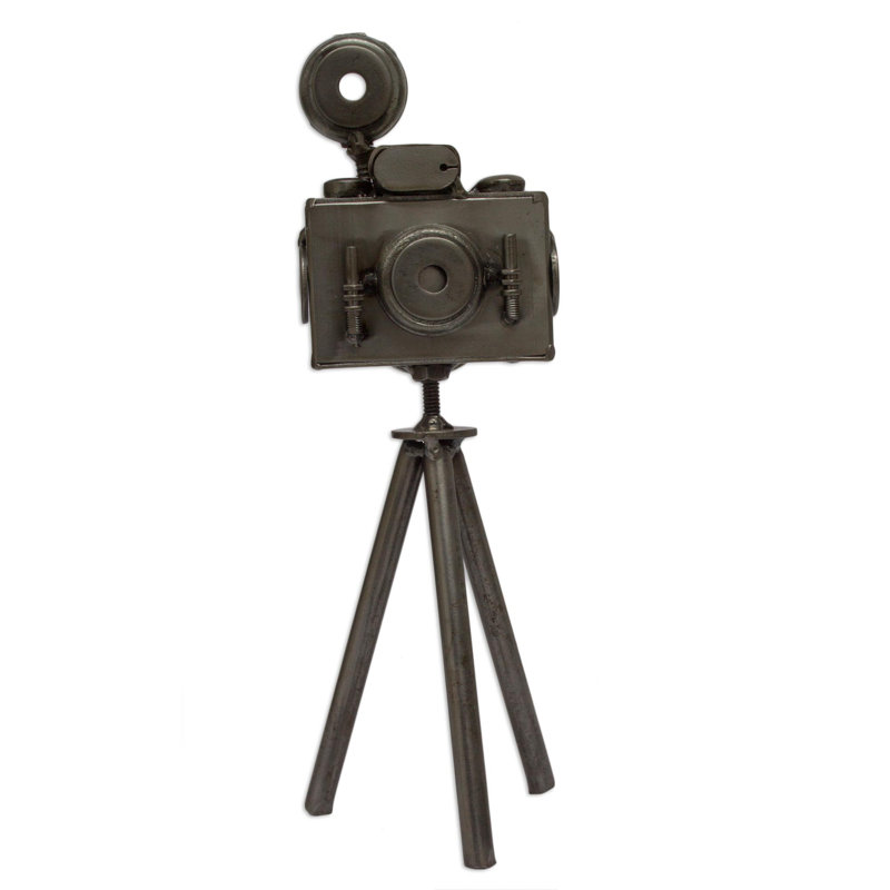 Taybah Entertainment Figurines & Sculptures