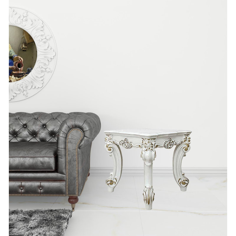Table de bout, Perle antique