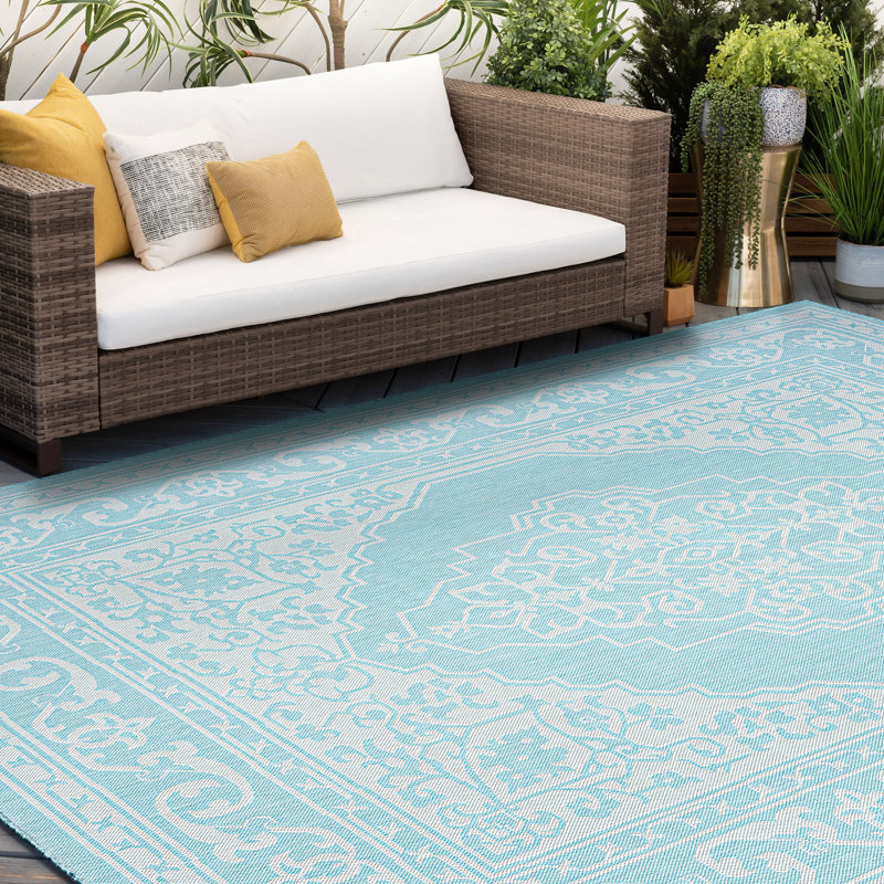 Tapis oriental intérieur / extérieur turquoise Meghan, Rectangle 7 pi 11 po x 10 pi 3 po