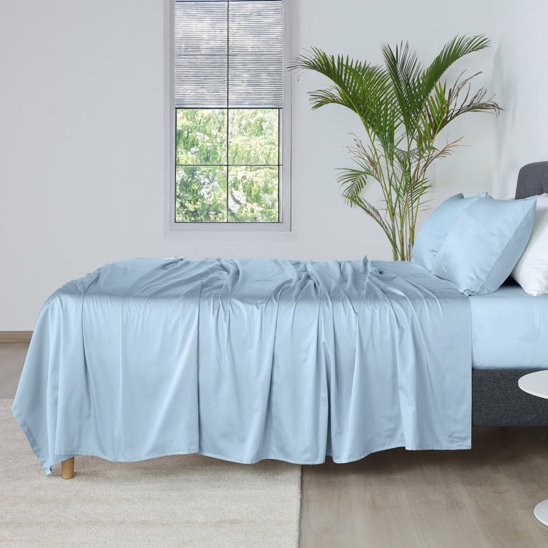 Martex Brrr Solid Standard Soft Blue Pillowcase, Standard (20x32), Soft Blue
