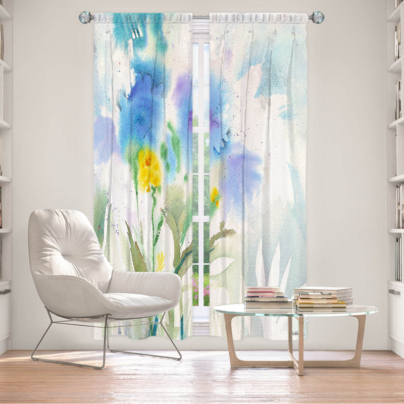 La paire de rideaux obscurcissant en polyester Eilonwy filtre la plupart des rideaux de lumière, L 20 po x L 52 po