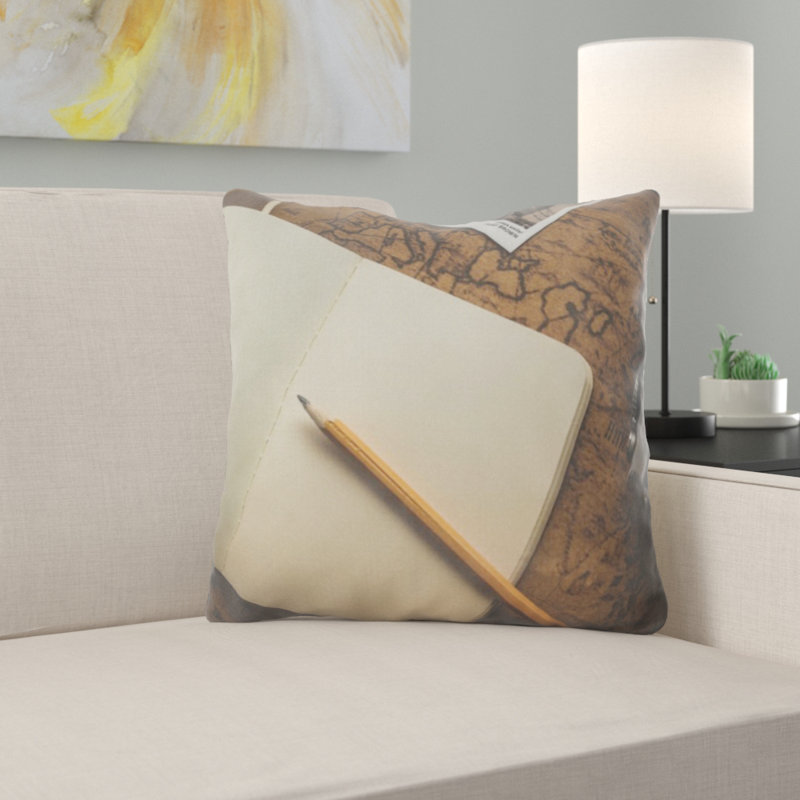 Coussin ancien