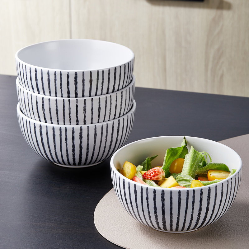 White and Black Ceramic 16-Piece Dinnerware Set, Service for 4