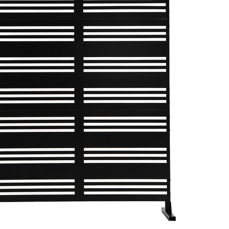 Metal Privacy Screen With Block Pattern