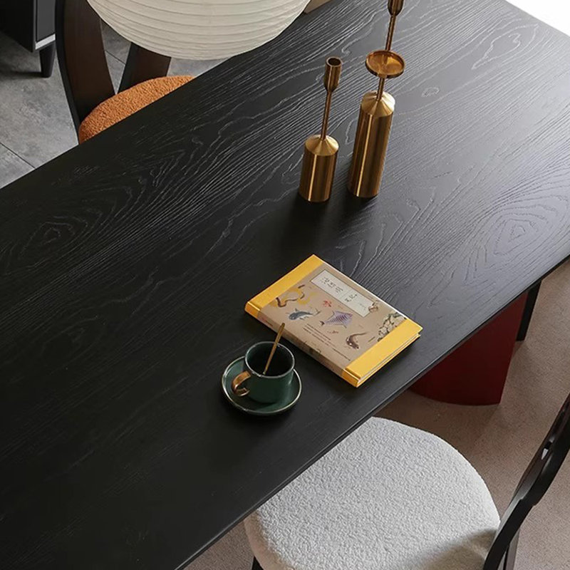 Table simple en bois de frêne noir et rouge, H 29,52 po x L 55,11 po x l 27,55 po