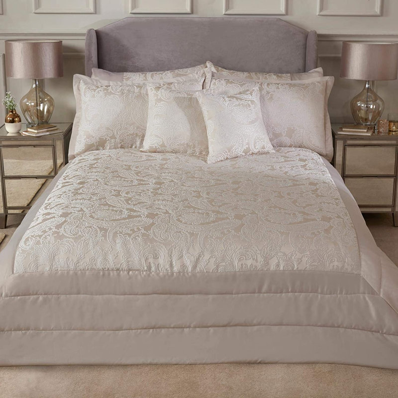 Engleman Polyester Paisley Bedspread with Pillow Shams, Cream