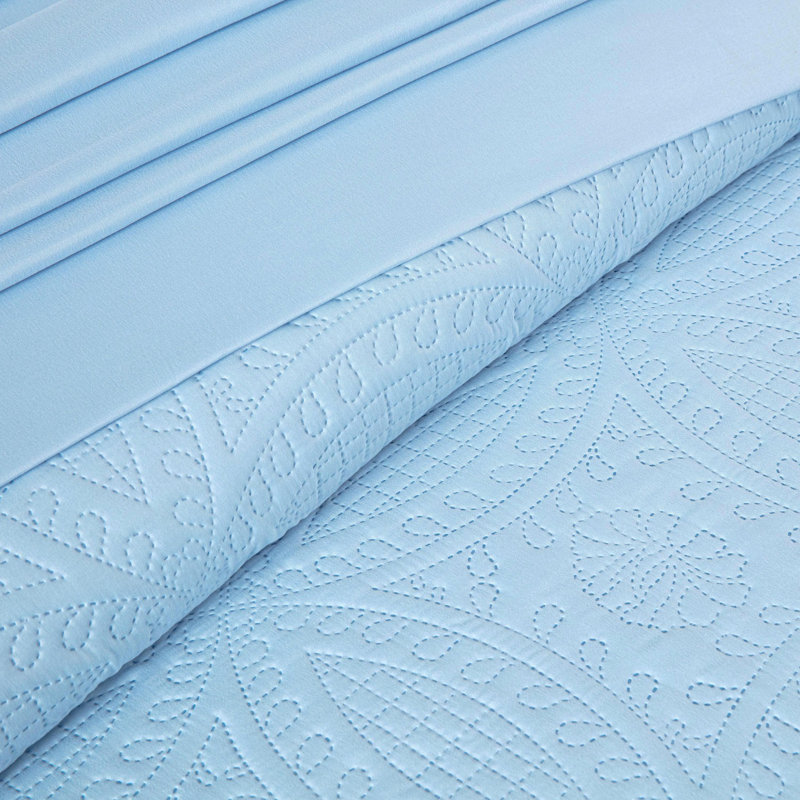 Chambray Blue Queen Microfiber 7-Piece Bed in a Bag Set