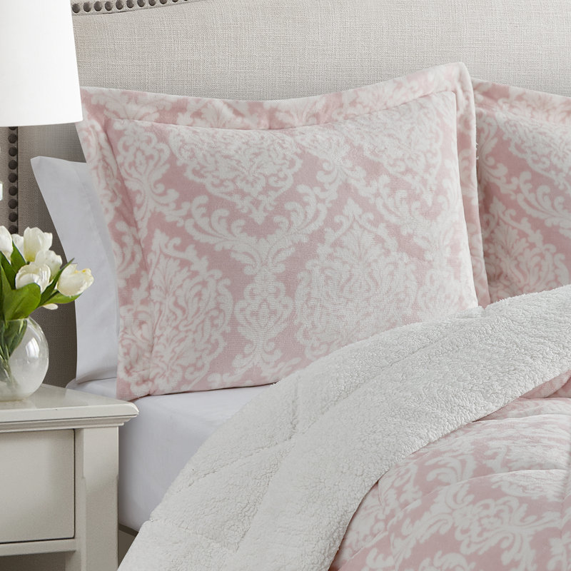  CEDAR COURT Hyde Damask Blush Polyester Plush/Sherpa Comforter Set, King Comforter + 2 King Shams