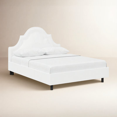 Knipe Upholstered Scalloped Bed