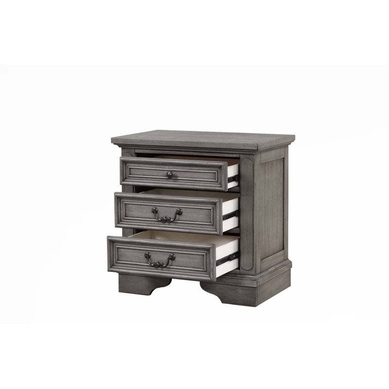 Ensemble de chambre Azoriah, Très grand, 5 Pcs: Bed, 2 Dressers, Nightstand, Mirror