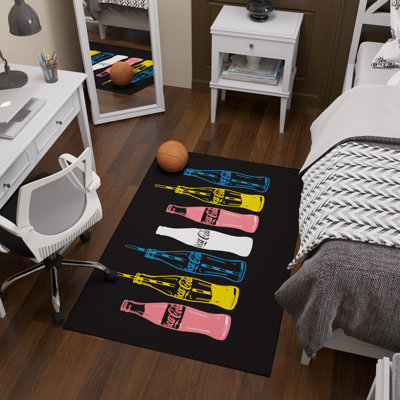 Tapis antidérapant à bouteilles multiples Coca-Cola