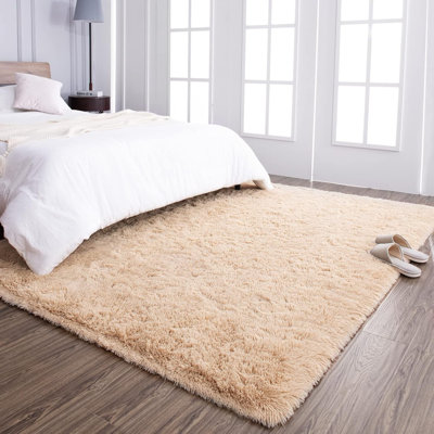 Tapis moelleux super moelleux, tapis moelleux de 4 pi x 5,9 pi, tapis intérieur moderne et moelleux pour le salon, la chambre à coucher, la chambre d'enfant, la décoration de la chambre de bébé, le tapis flou antidérapant, brun clair